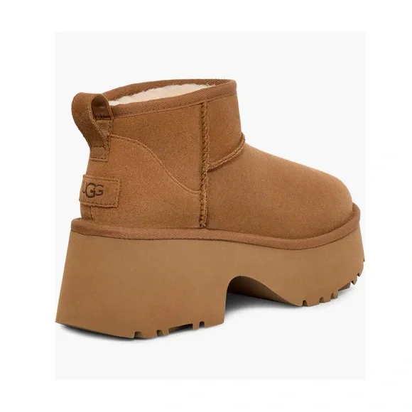 UGG Classic Ultra Mini Chestnut Platform Boot NWT - Picture 1 of 15